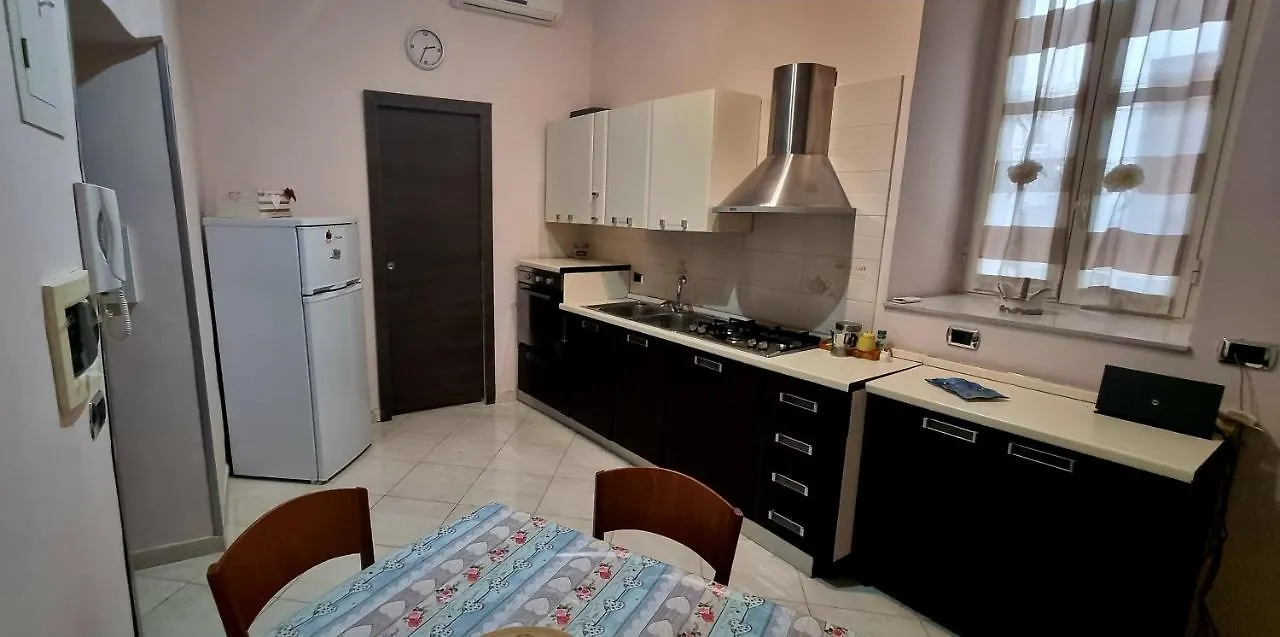 Casa Di Maggio - Centro Storico Napoli Apartment 0*, Naples